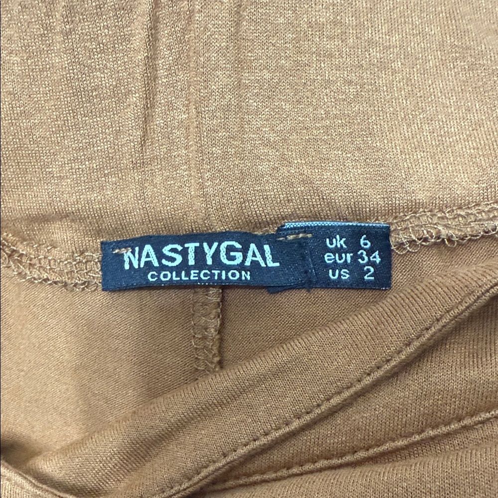 NASTY GAL Collection Matching Set Size 2 - Picture 5 of 11